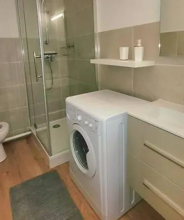 Ensoleille A Motte Apartment